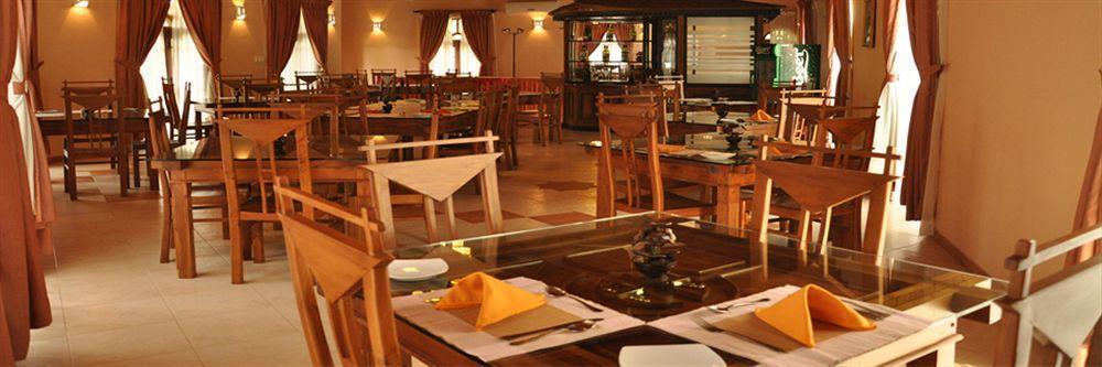 Hotel Bentota Village Экстерьер фото