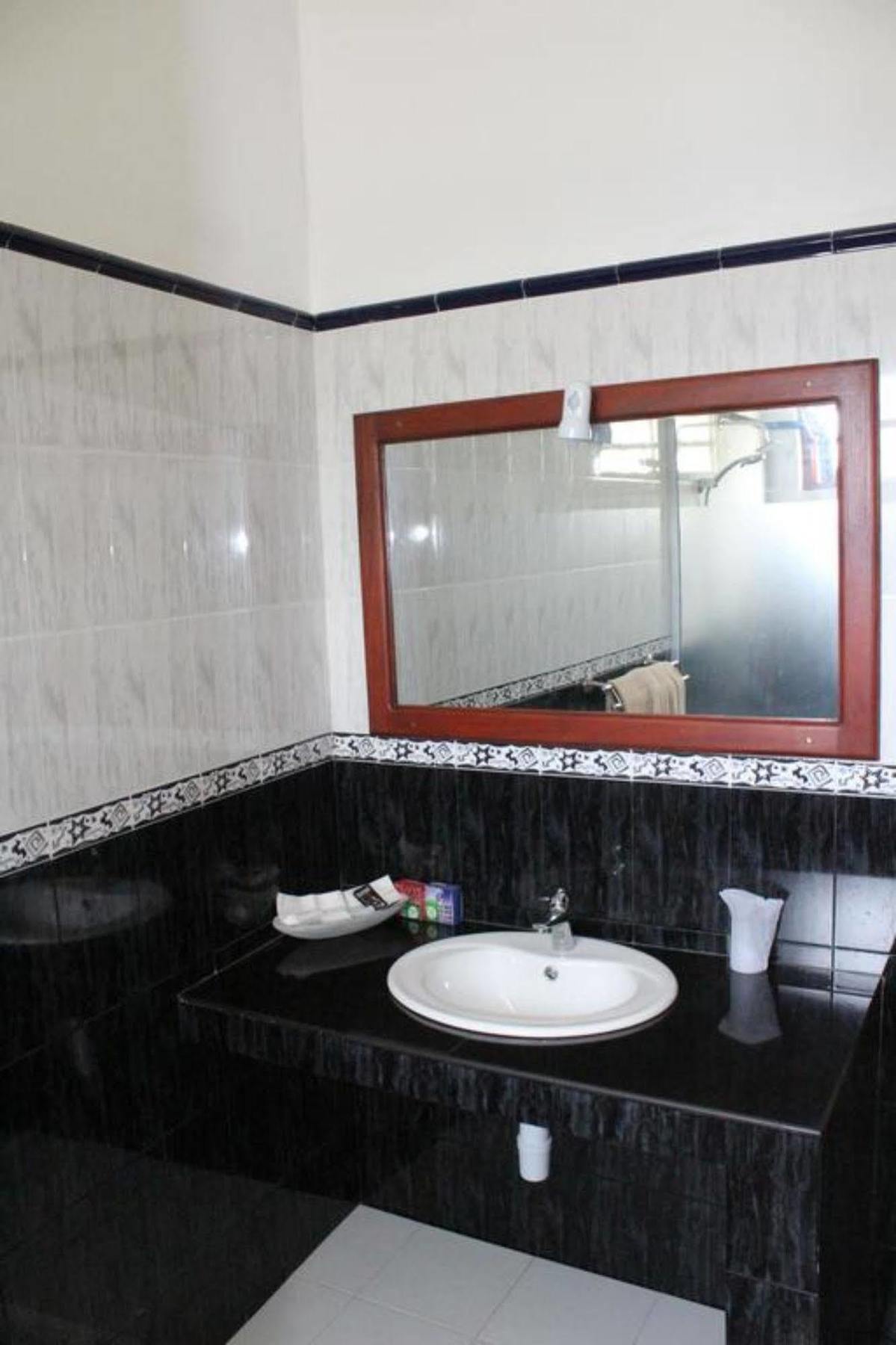 Hotel Bentota Village Экстерьер фото