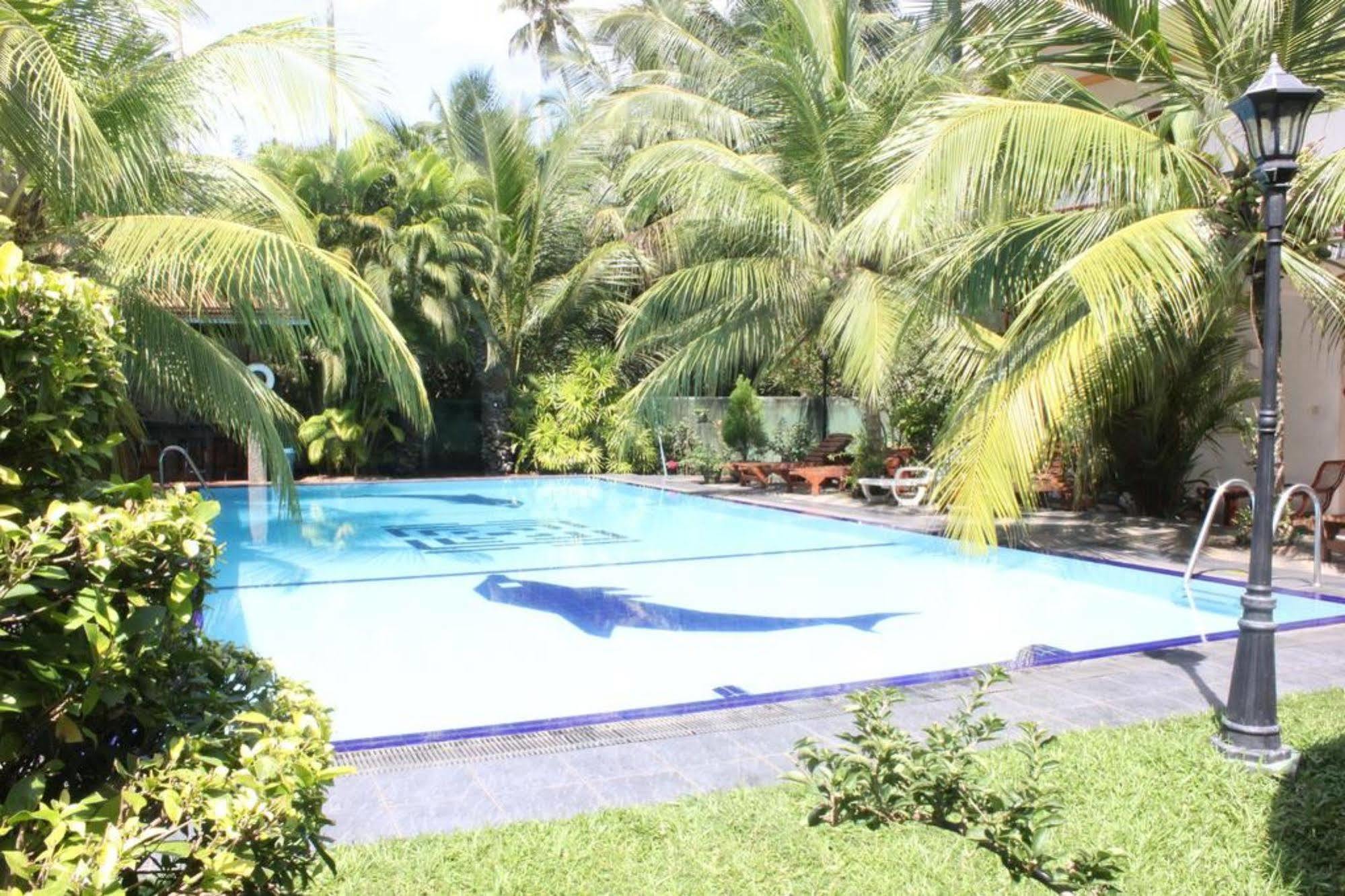 Hotel Bentota Village Экстерьер фото